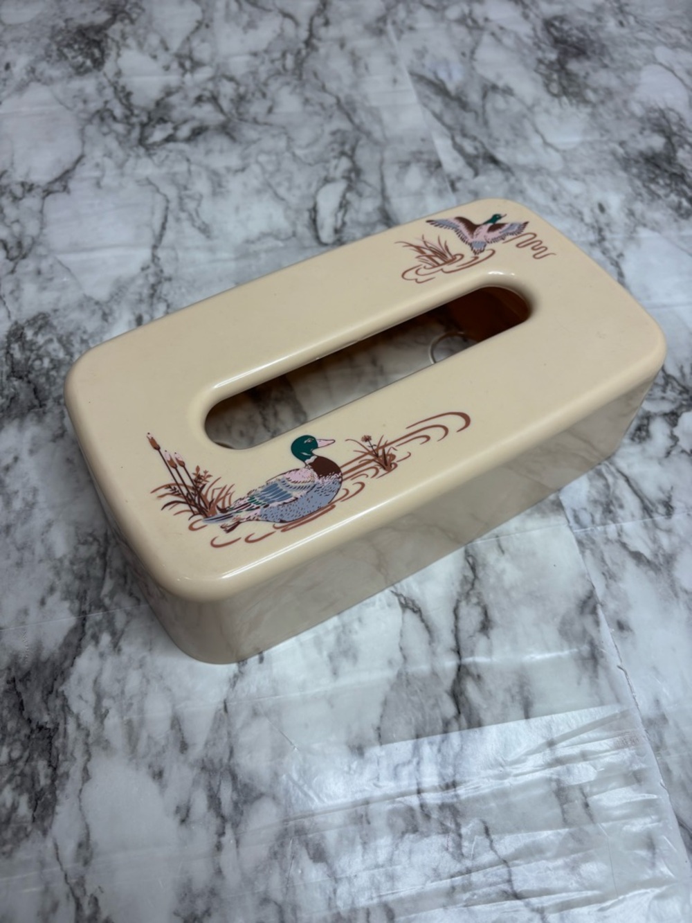 Vintage Duck Tissue Box Cover Cream Tan 90s Cottagecore Grandmacore